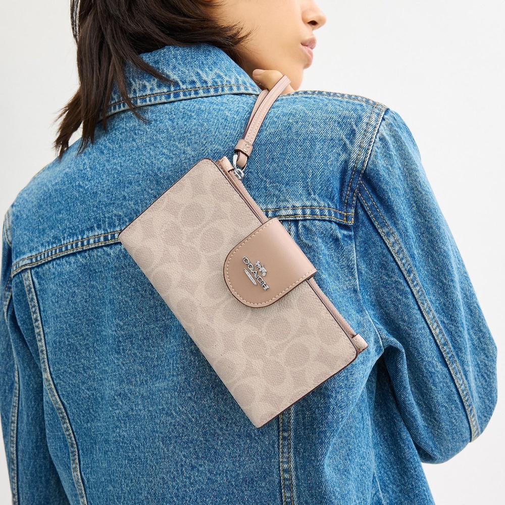 Coach Phone Wallet In Signature Canvas - Picture 2 of 5
